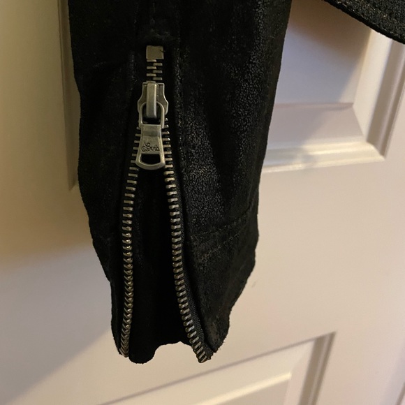 Levi’s Suede/Leather Trucker Jacket - Picture 12 of 13